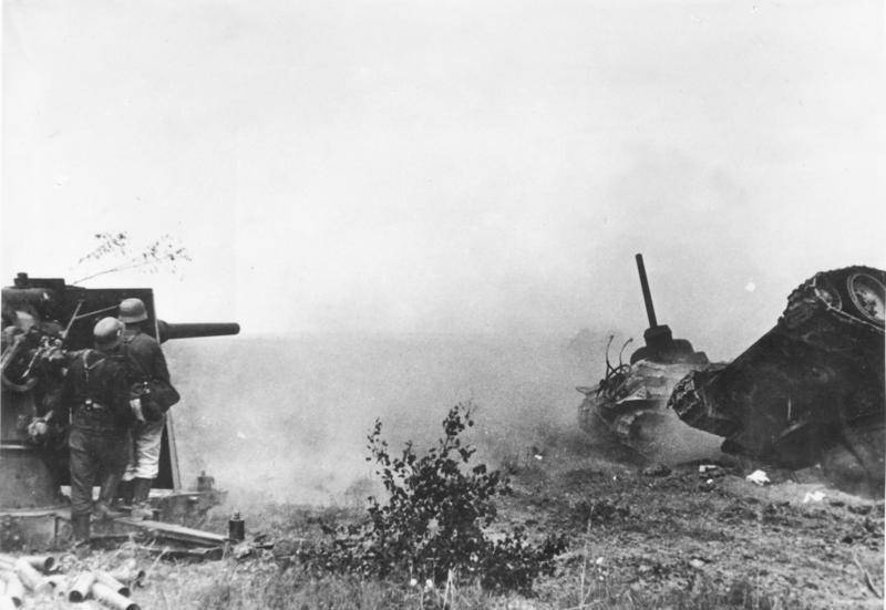 Bundesarchiv_Bild_183-B21685,_Russland,_Flak_bei_Panzerabwehr.jpg
