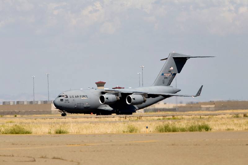 c17-03-L.jpg