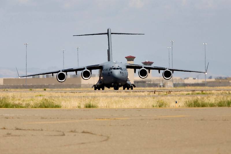 c17-04-L.jpg