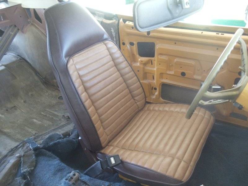 canario driver seat.jpg