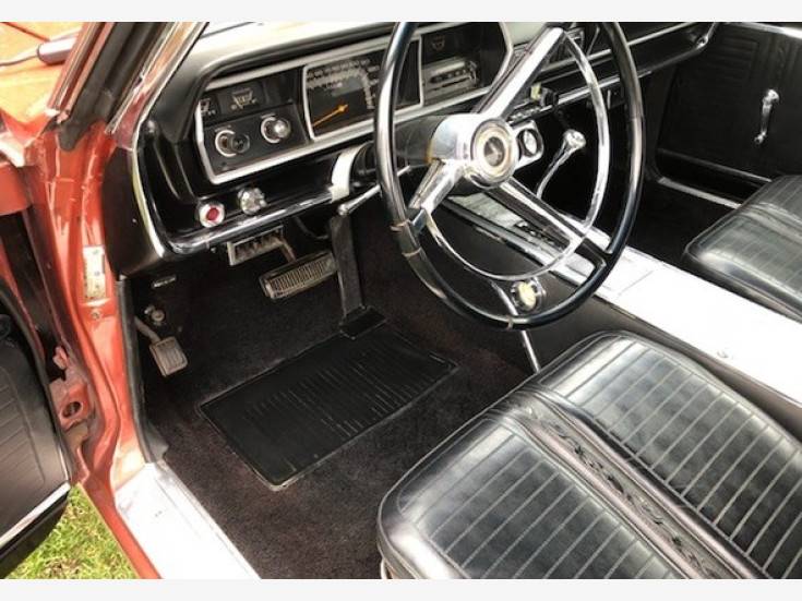 Car-101080935-a33d7e2f0ff2f7f3e03f9c15c545b168.jpg