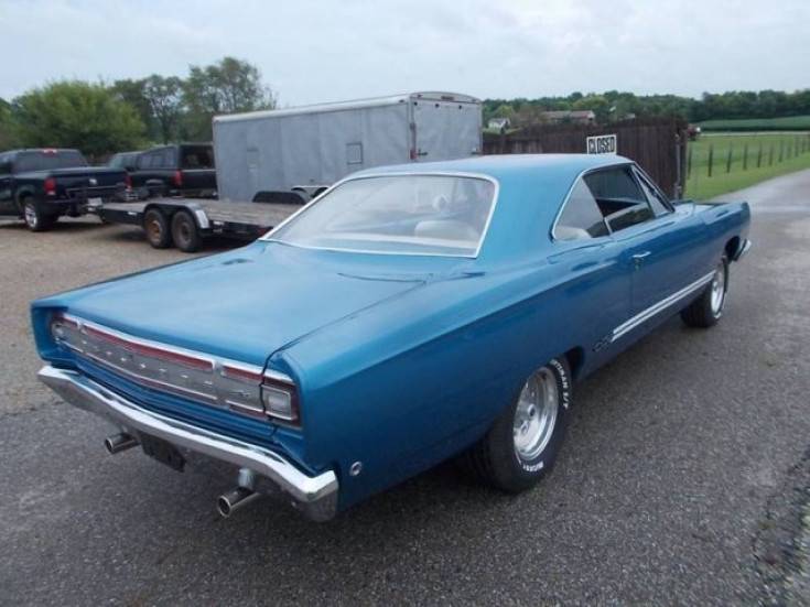 Car-101140175-29a7d6e3d7909ef7c5630455f8b3898d.jpg