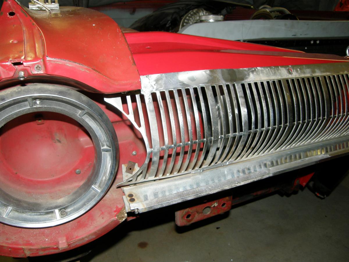Car Grill 122609 002.jpg