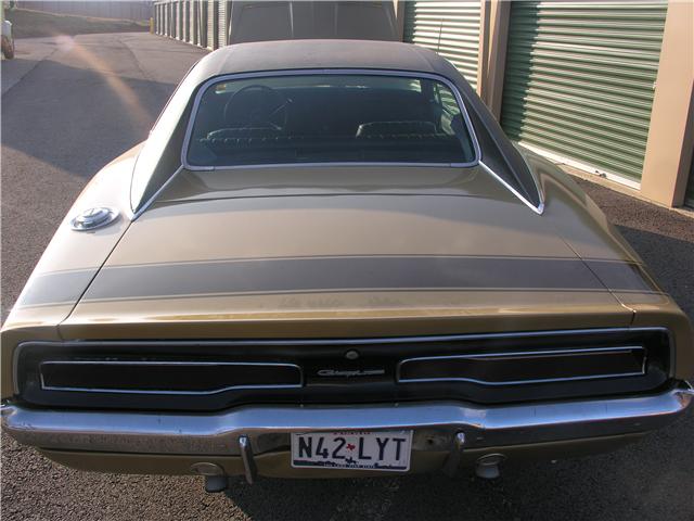 car2.jpg