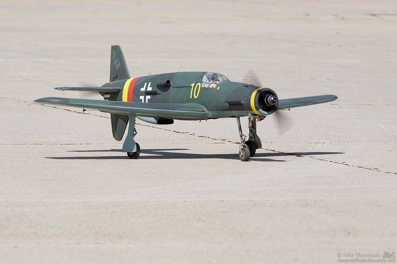 castle-fly-in-052816-131-web.jpg