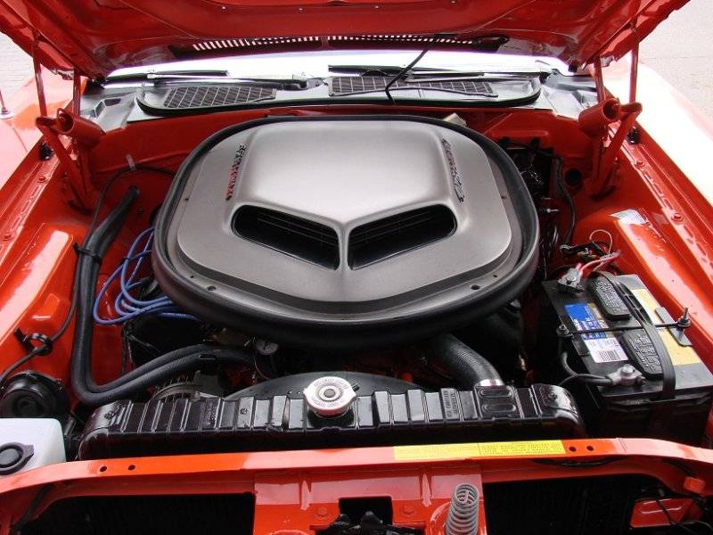 challenger rally wheels 021.JPG