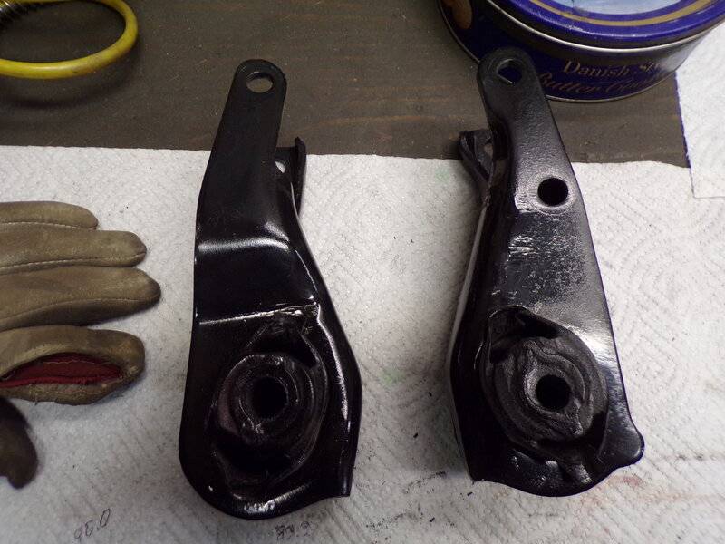 charger motor mounts 008.JPG