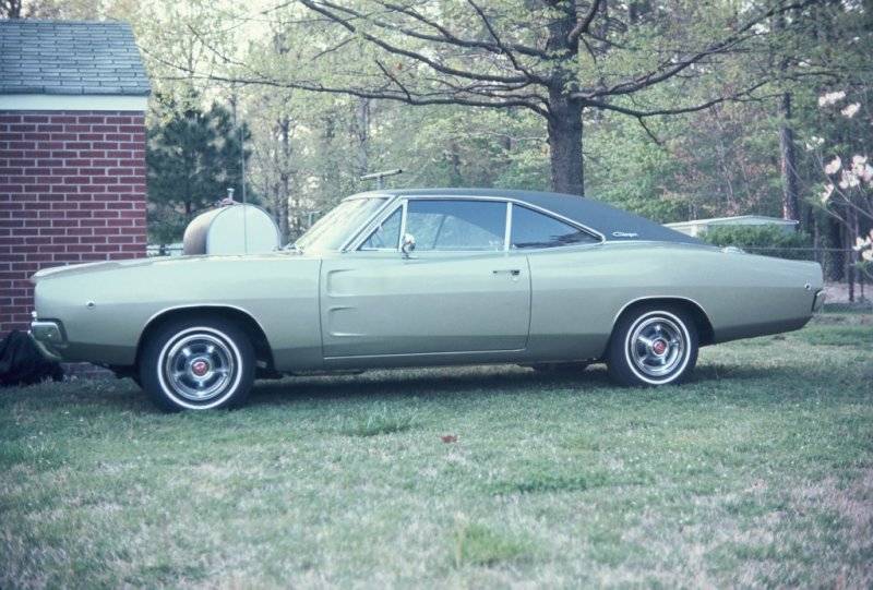 Charger original color.jpg