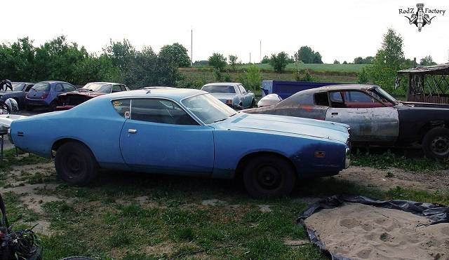 Charger-Resto-01.jpg