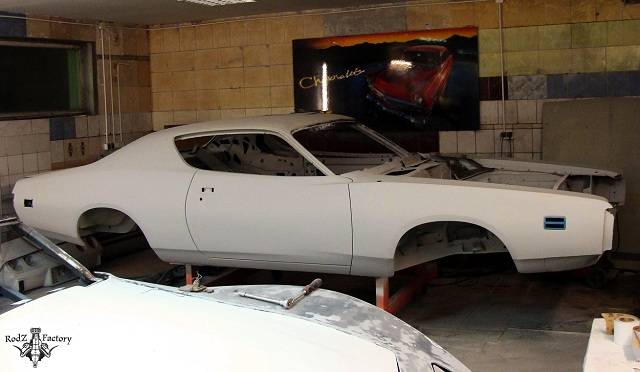 Charger-Resto-06.jpg