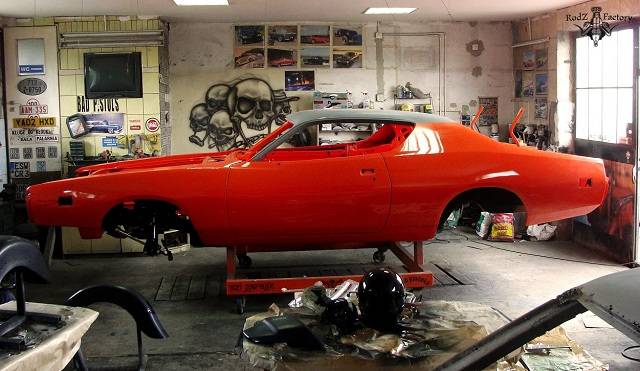 Charger-Resto-10.jpg