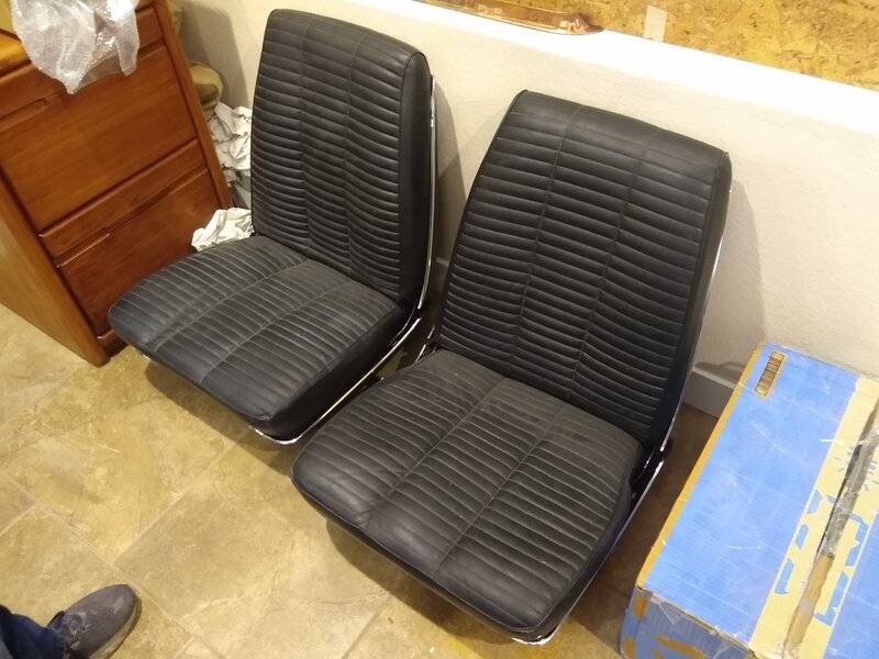 Charger seats.jpg