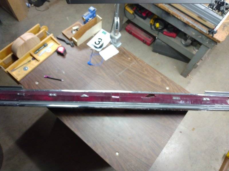 charger tail light 01.jpg