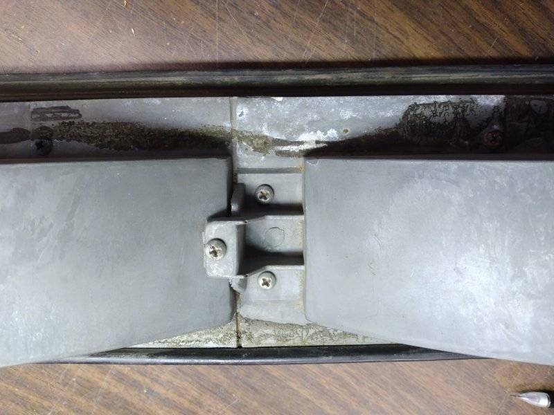 charger tail light 10.jpg