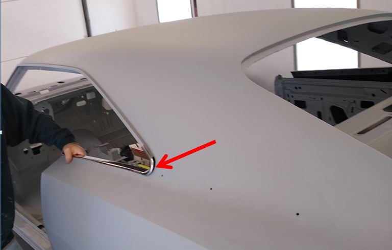 Charger Trim Gap 1.JPG
