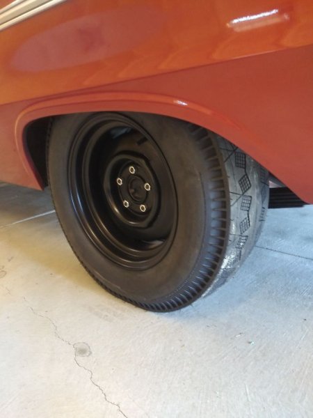 cheater slicks tread - Copy.jpg