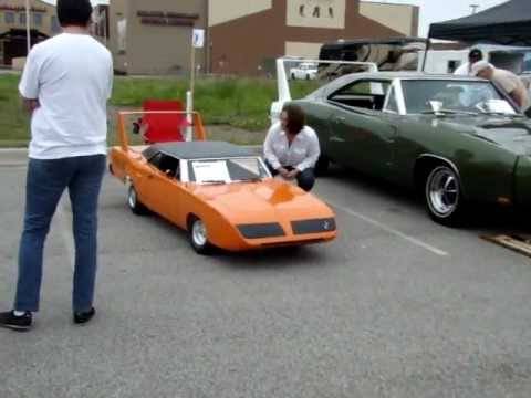 check-out-this-12-scale-replica-of-the-1970-plymouth-superbird.jpg