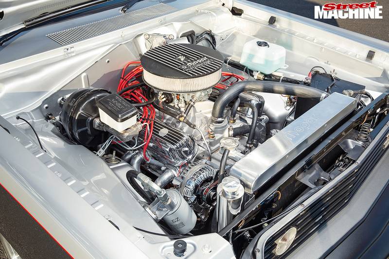 chrysler-valiant-vf-engine-bay.jpg