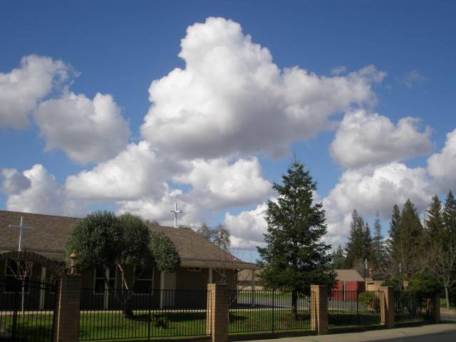 Clouds Blue Sky 002 (Small).JPG