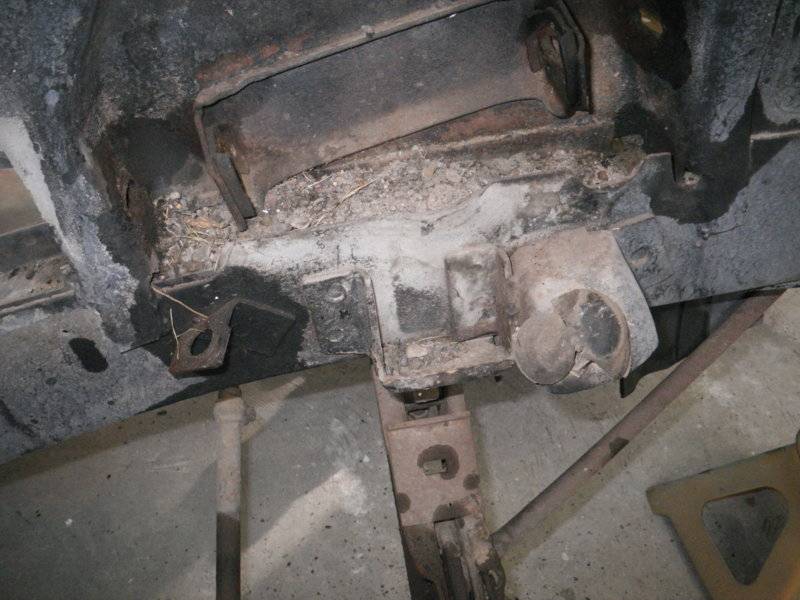 Control Arm Upper Bumper Right.JPG