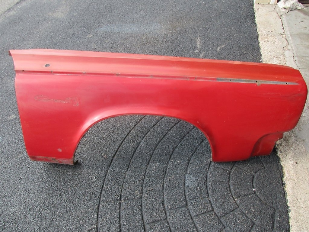 coronet fender 001.JPG
