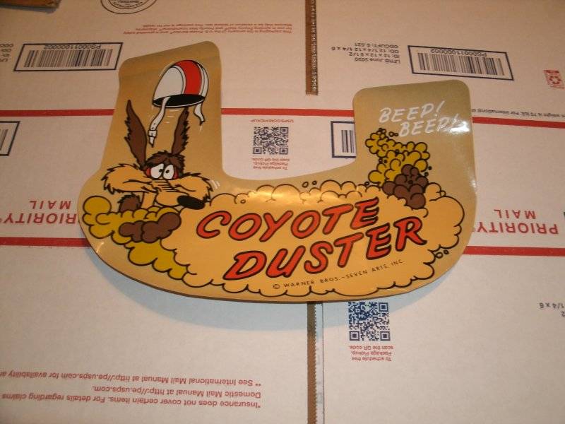 Coyote Duster Hemi Decal NOS 002.JPG