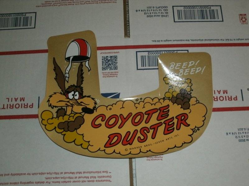 Coyote Duster Hemi Decal NOS 008.JPG
