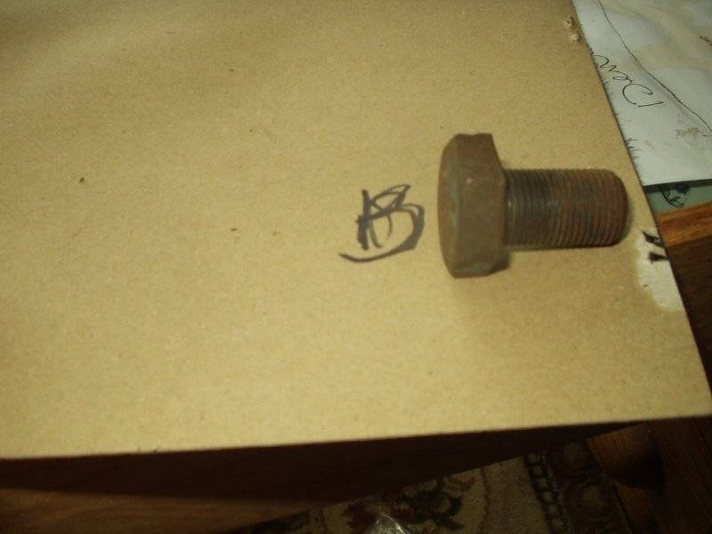 Crankshaft bolts 3.JPG