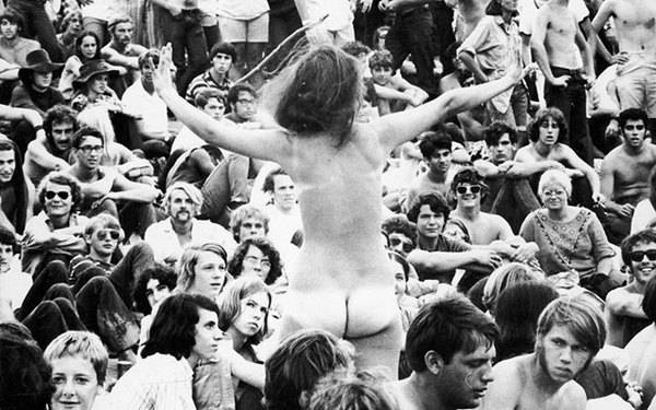 crazy-things-woodstock-festival-photography-thumb6401.jpg