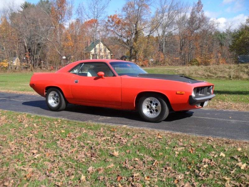 cuda AAR hood.jpg