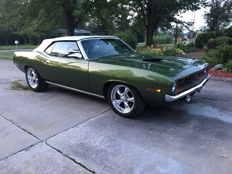 cuda frt rt lights 2.jpg