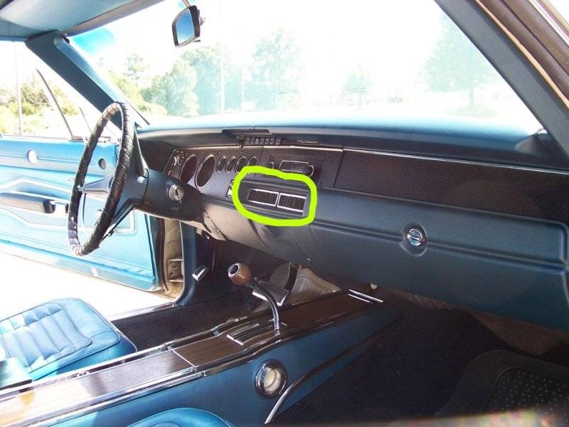 Dash-View-Right.jpg