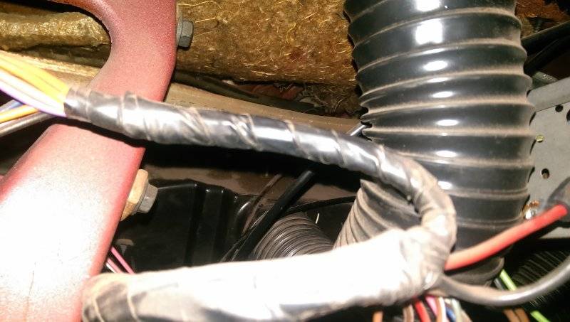 Dash Wiring 4.jpg