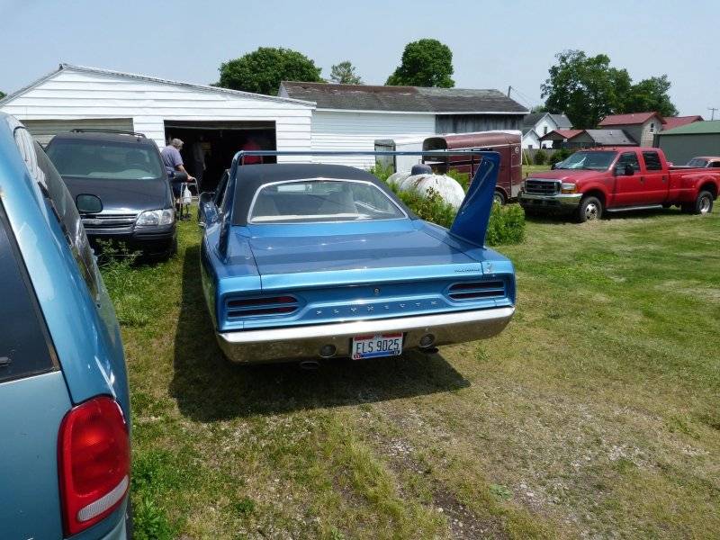 dealer-just-bought-a-210k-one-owner-1970-plymouth-superbird-4-speed-now-aims-to-flip-it_15.jpg