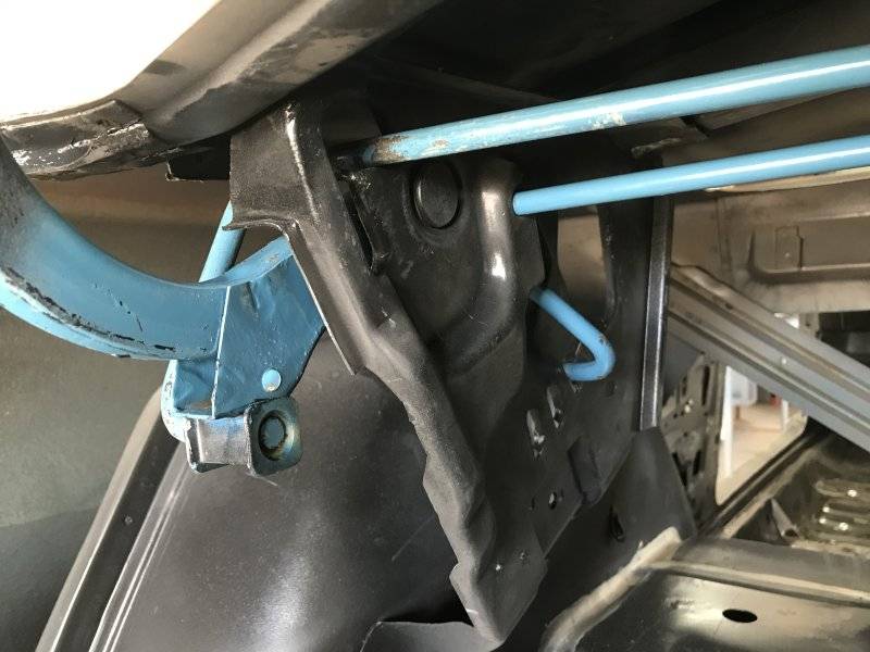 Deck Lid Torsion Bars.JPG