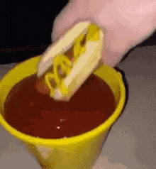dipdogketchup-hotdog.gif