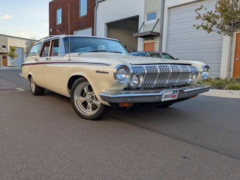 Dodge 440 Front.jpg