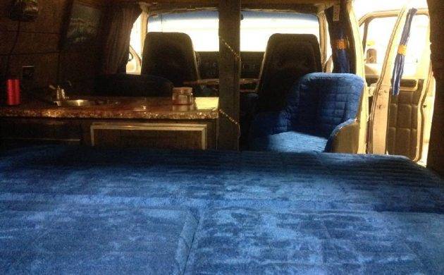 dodge-boogie-van-interior-630x390.jpg