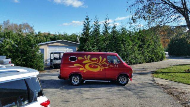 dodge-custom-shorty-hot-rod-van-1.jpg
