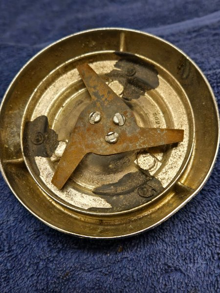 Dodge horn button 2.jpg