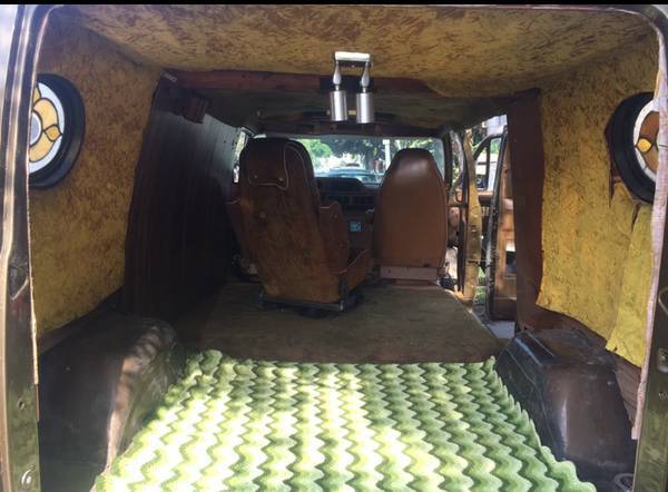 dodge-interior.jpg