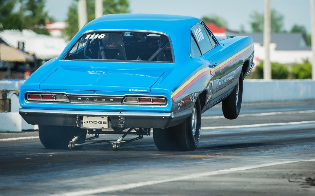 dodge-mopar-drag-race.jpg