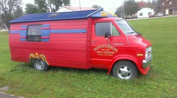 dodge-sportsman-tiny-housetruck-for-sale-01.jpg