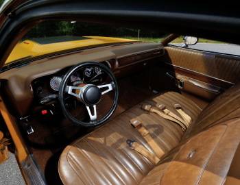 dodge_charger_super_bee_hemi_11.jpg