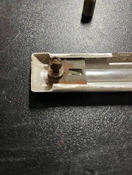 Door clip2.jpg
