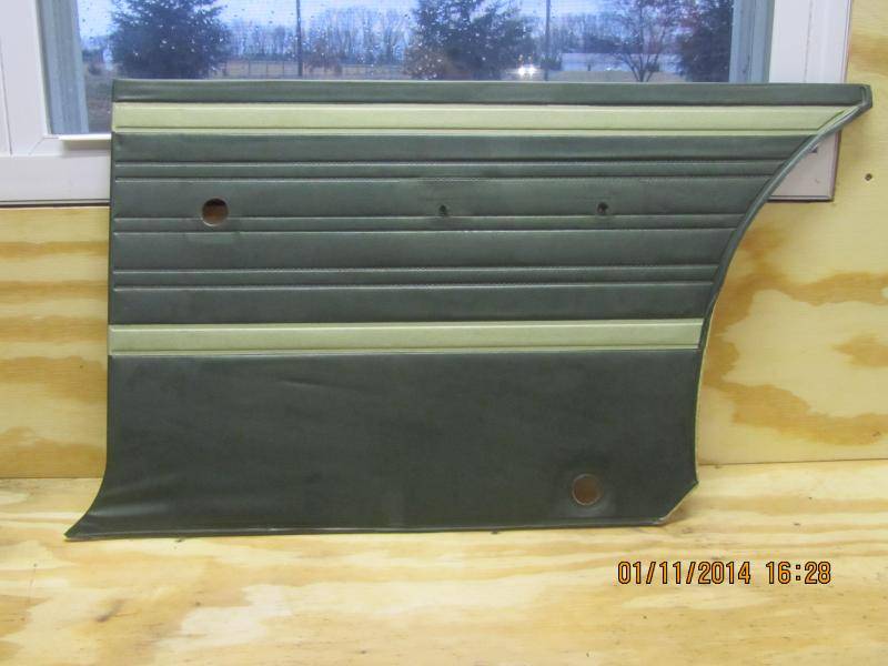 door panle right rear.jpg