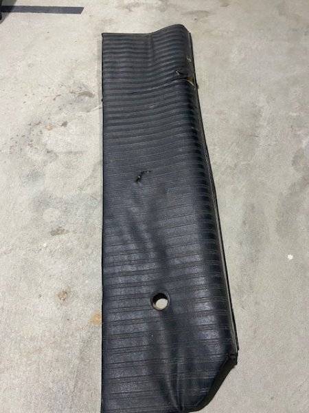 door trim outer.jpg