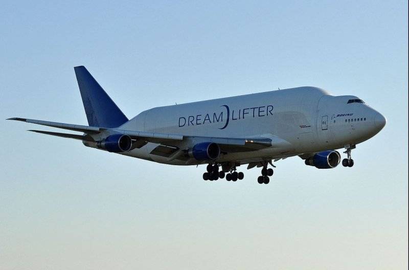 Dreamlifter.JPG