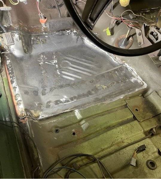 DriverFloor4B.jpg