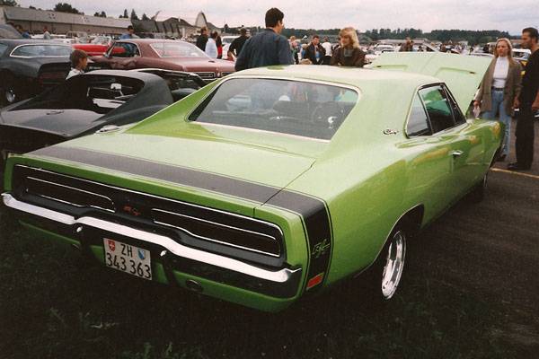 Duebendorf1994GreenChargerBack.jpg